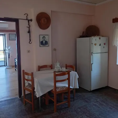 τhe Grandma's House *