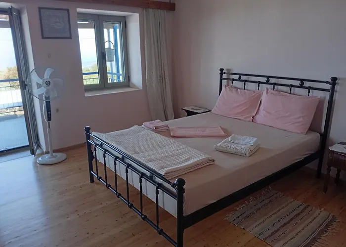 τhe Grandma's House Nyaraló