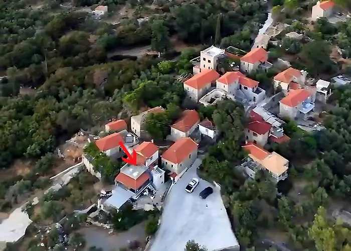 τhe Grandma's House Semesterbostad Tseria